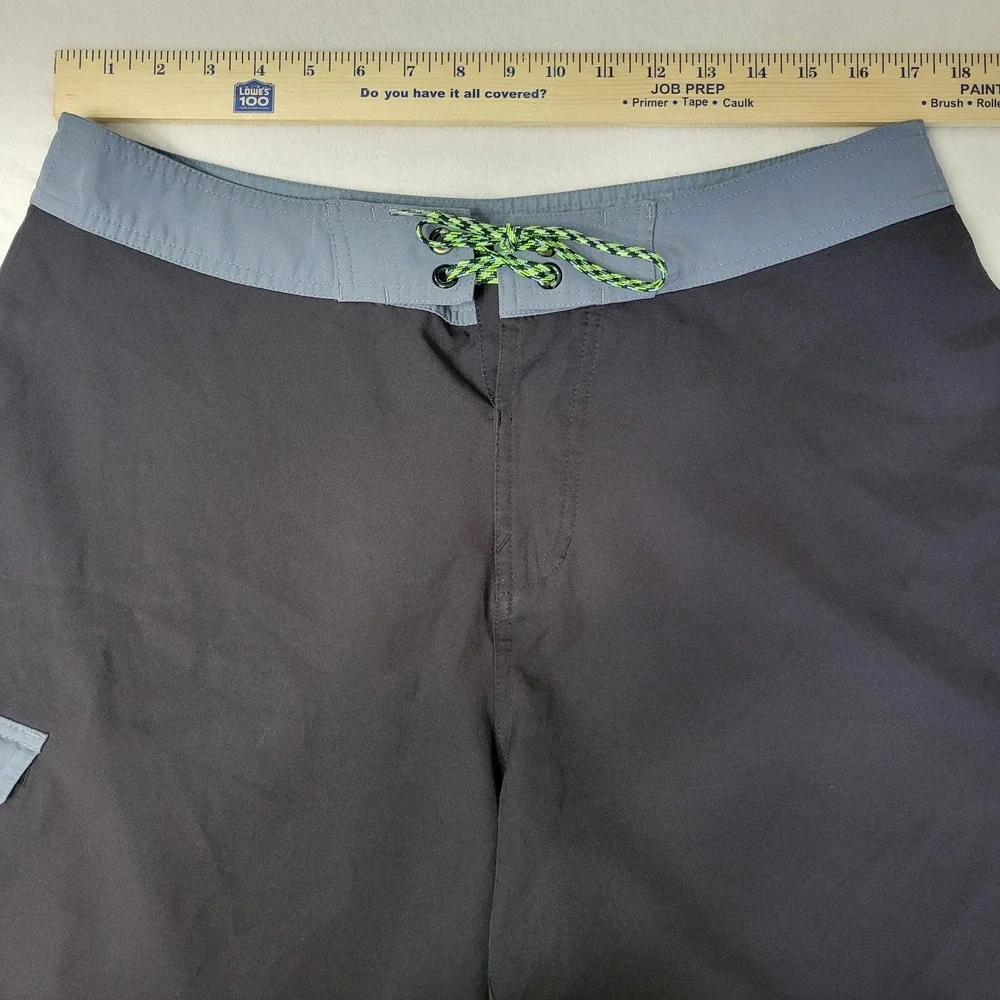 Nike Board Shorts Black Drawstring Polyester Swim Trunks Beach Jammer Men 34 EUC